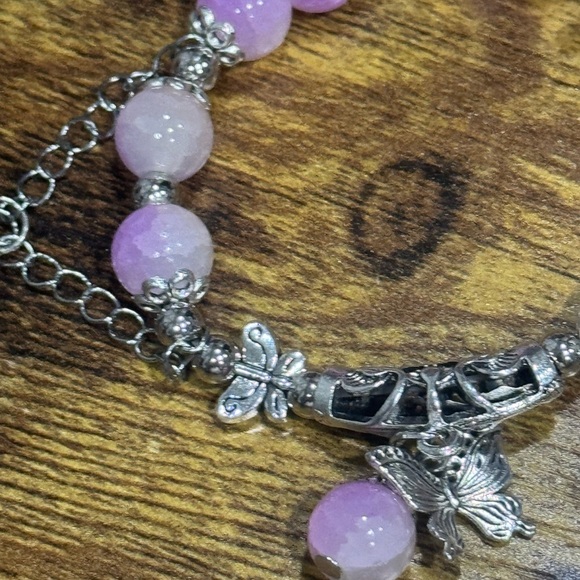 Elegant Pink Beaded Bracelet with Butterfly Charms - Picture 3 of 4